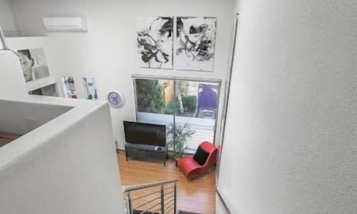 Little Italy Apartment | Cozy chic loft in the heart of Little Italy