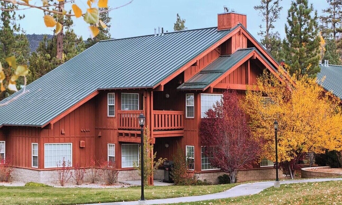 Castle Glen Estates Resort | Cozy resort in charming Big Bear Lake with AC, fitness room, WiFi