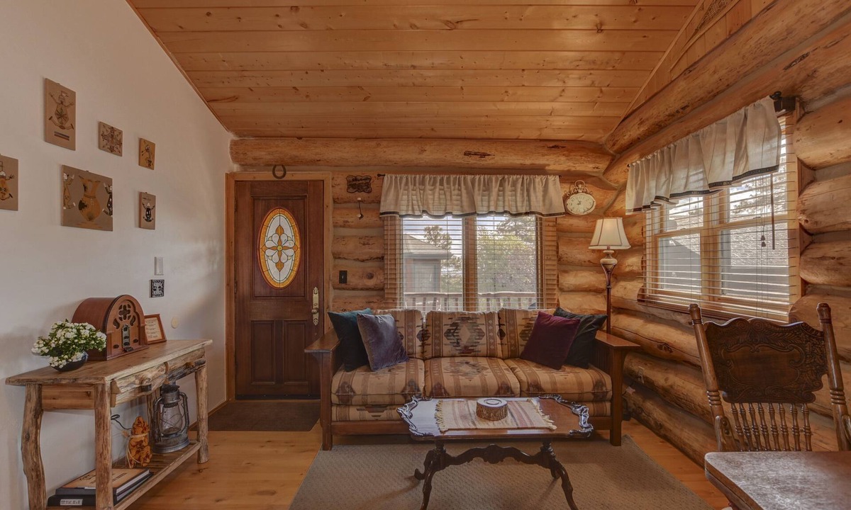 Prescott Cabin | Cozy & Serene Cabin Escape with Mountain Forest Views