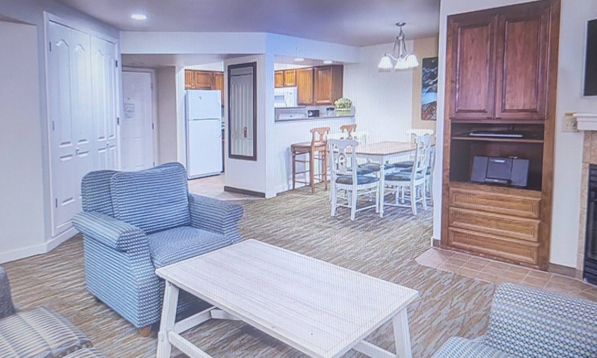 Round Hill Village Apartment | Cozy spacious 3-bedroom apt sleeps8 in Zephyr Cove with Wi-Fi, fitness room