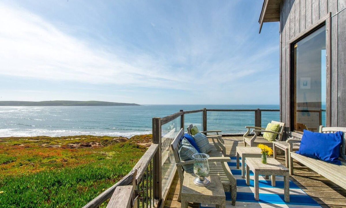 Dillon Beach House | Dillon Beach Cottage~VIEWS! Bluff-Top Home~Steps to Beach~Breaking Waves