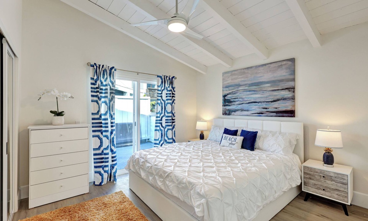 San Clemente Apartment | Discover this beach close 2-bedroom apartment in downtown San Clemente!