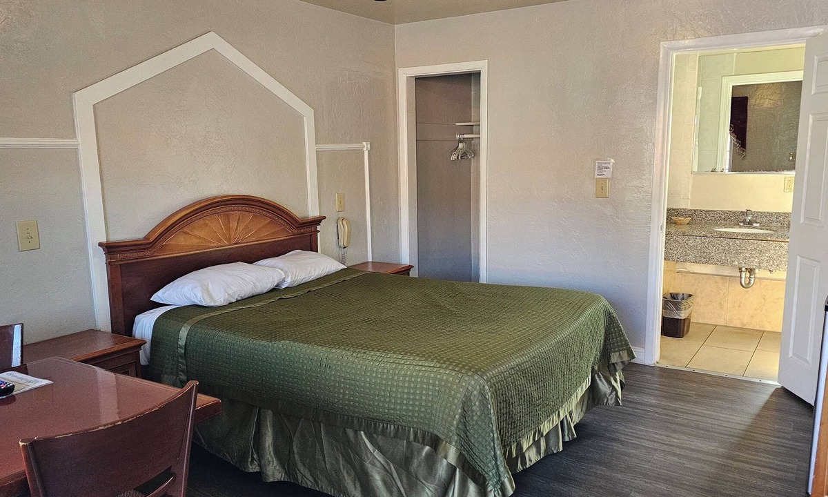 Pittsburg Hotel | El Dorado Motel