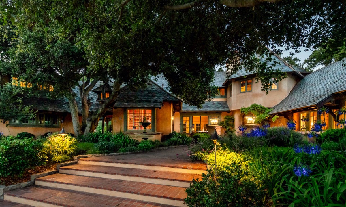 Montecito House | Elegance & natural beauty in Montecito, California.