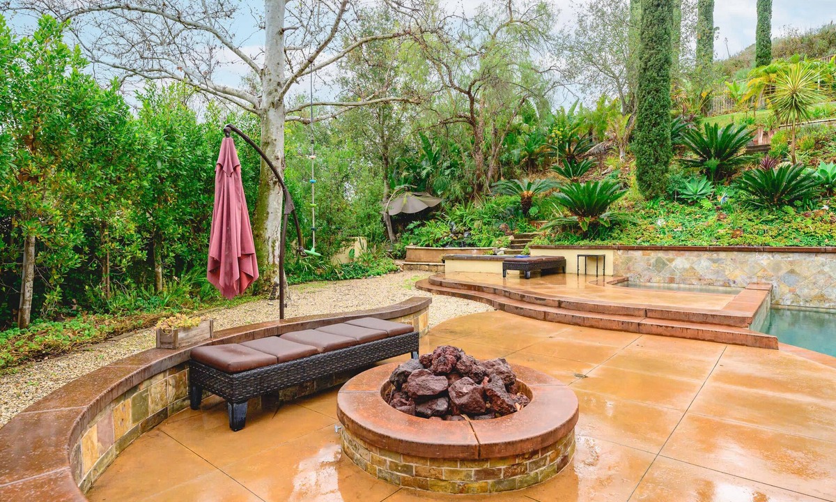 Rancho Santa Margarita House | Elegant Villa Retreat Pool Garden Alfresco Lounge