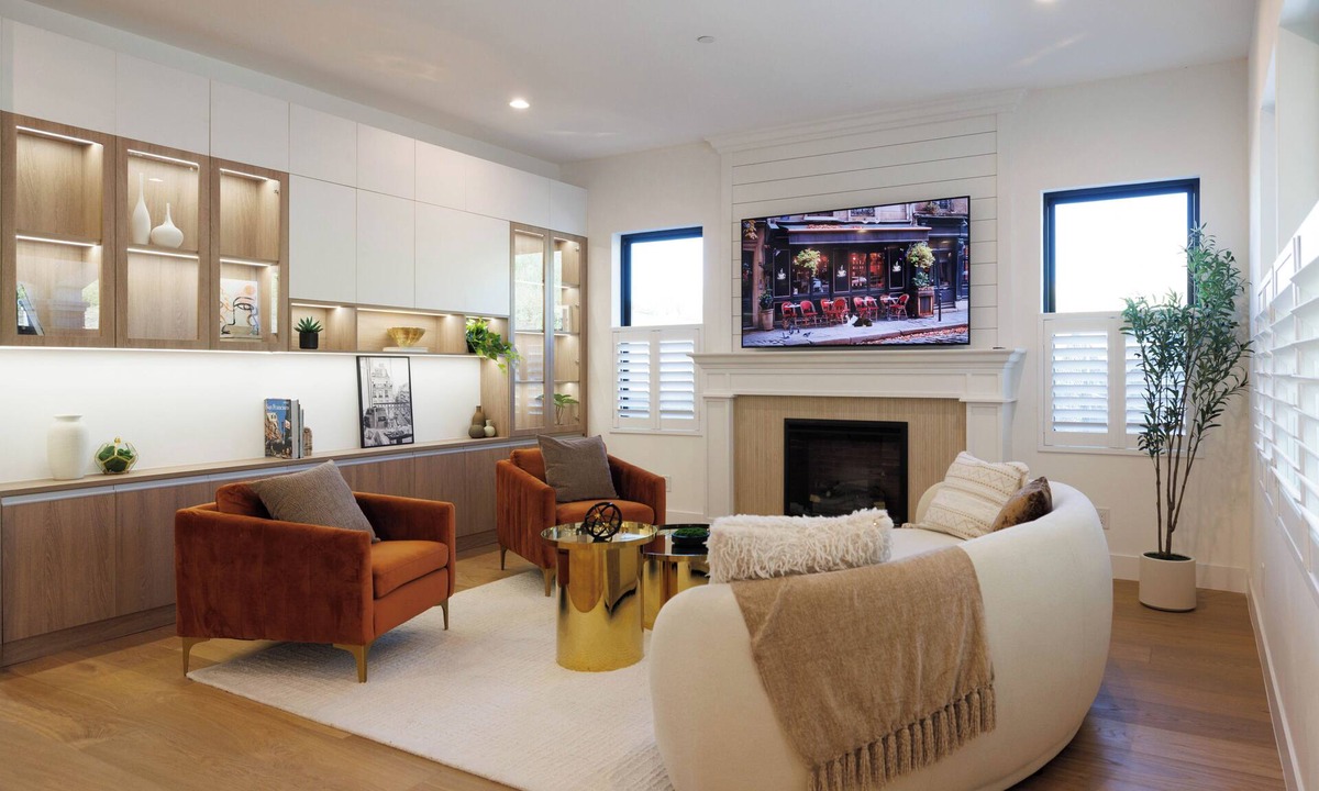East San Jose House | Epic 6BR 5.5BA Estate - Huge Deck - Poker & Billiard