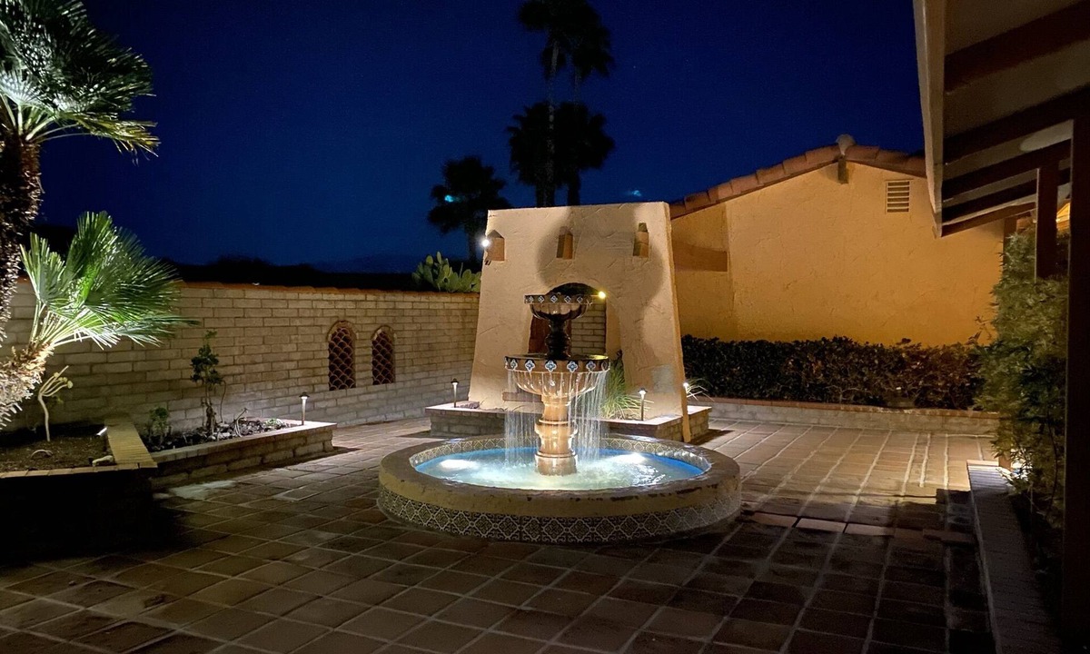 Uptown Design District House | Escape the city, relax in your own private desert oasis