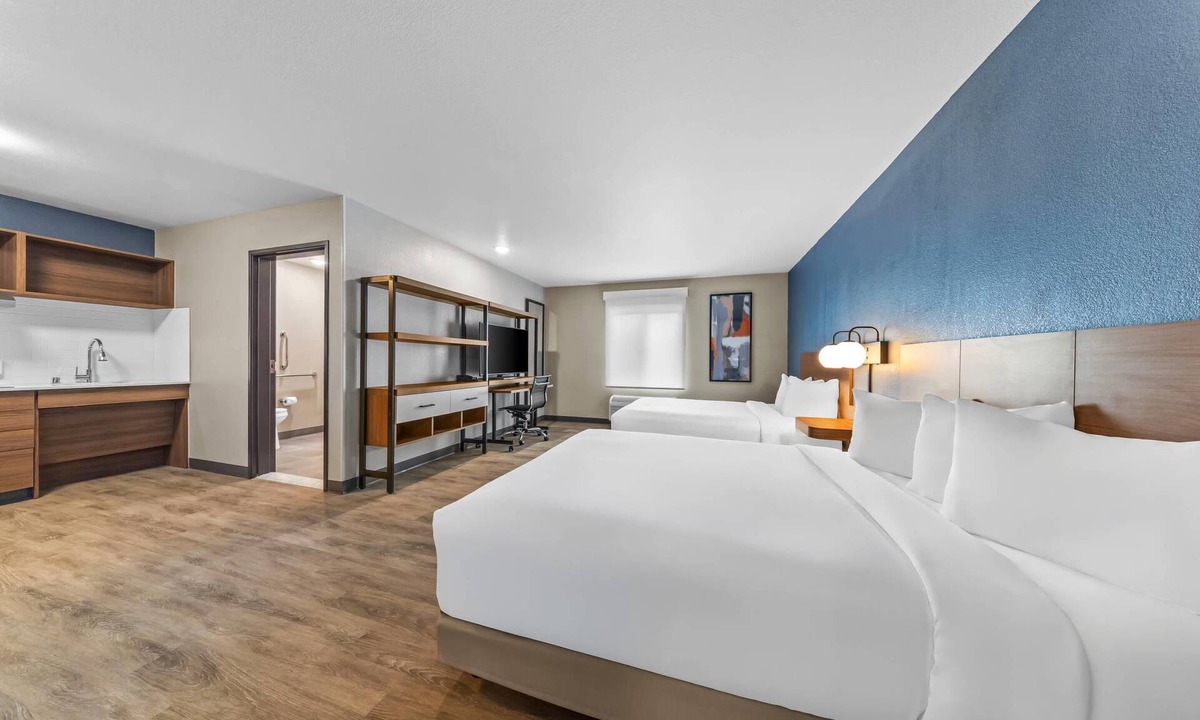 Ontario Hotel | Everhome Suites Ontario Airport