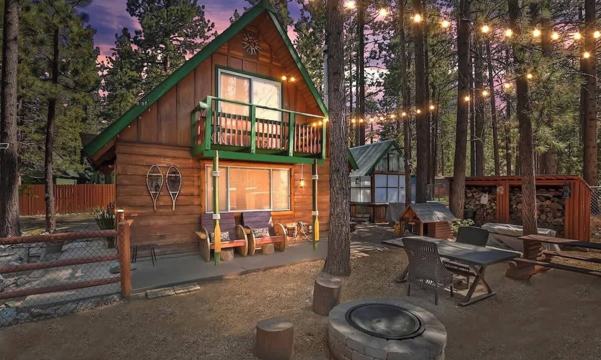 Fawnskin Cabin | Fawnskin Cabin Retreat Big Yard Firepit & Minutes to the Lake