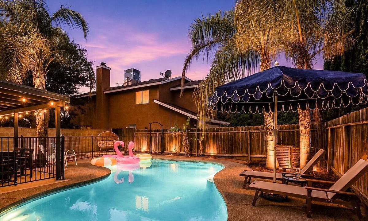 Selma House | Fresno Area Oasis with Pool & Game Room and Near National Forests