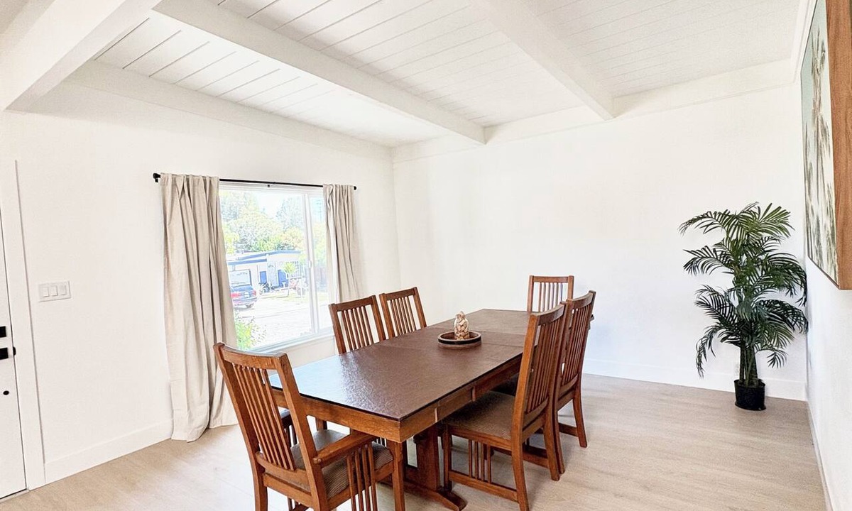 Vallejo House | Fully Remodeled Spacious 4BD/2BTH Oasis Full of Amenities for Large Groups
