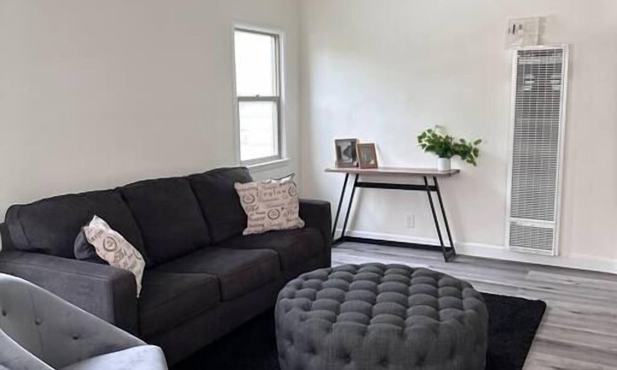 West Hollywood Apartment | Fully remodeled 1 bedroom in prime West Hollywood.
