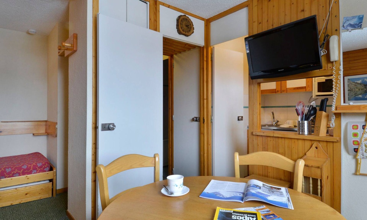 Belle Plagne Apartment | Functional studio at the foot of the slopes for 3/4 people, balcony, divisible living