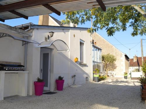 Saint-Avertin House | Gîte confortable, animaux acceptés, jardin clos - FR-1-381-47