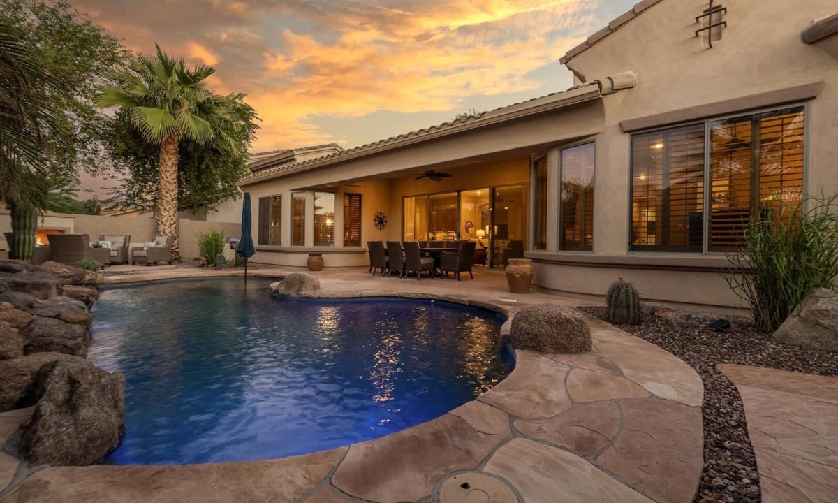 Power Ranch House | Gilbert 4BR Villa|Heated Pool+Games|Sleeps 12