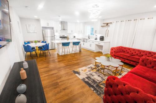La Presa Apartment | Gillespie Drive 1063 Unit B by sdstay