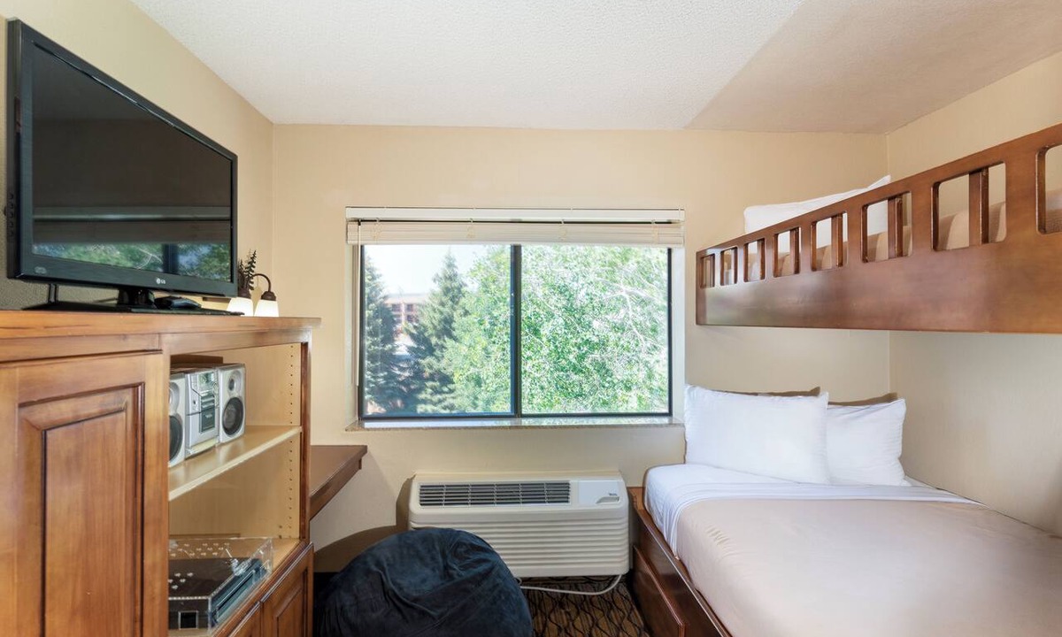 Tusayan Hotel | Grand Canyon Hotel and Suites