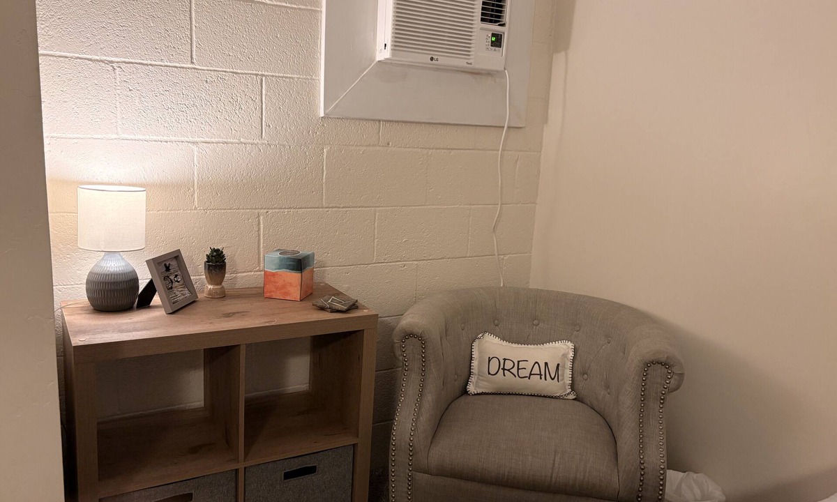 Prescott Apartment | Great Studio Eight @ Rustic Ridge in Granite Dells