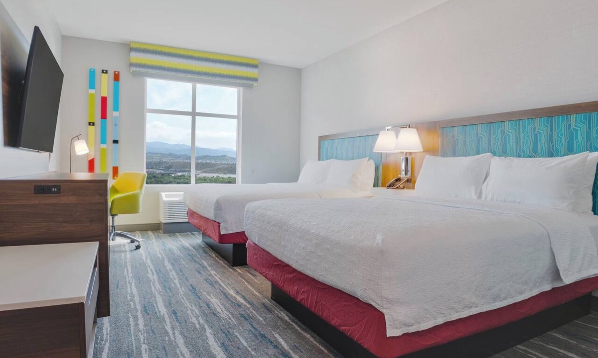 Valencia Hotel | Hampton Inn By Hilton Santa Clarita-Valencia