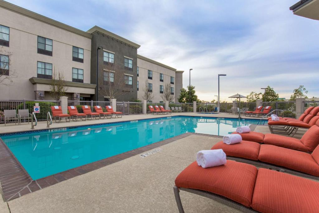 Poway Hotel | Hampton Inn & Suites San Diego-Poway