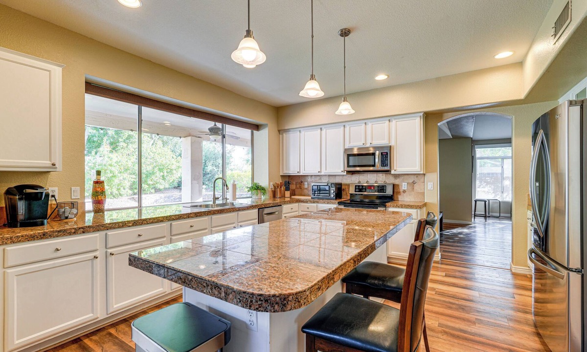 East Mesa Cottage | Heated/cooled Pool: Spacious Mesa Home Near Golf!