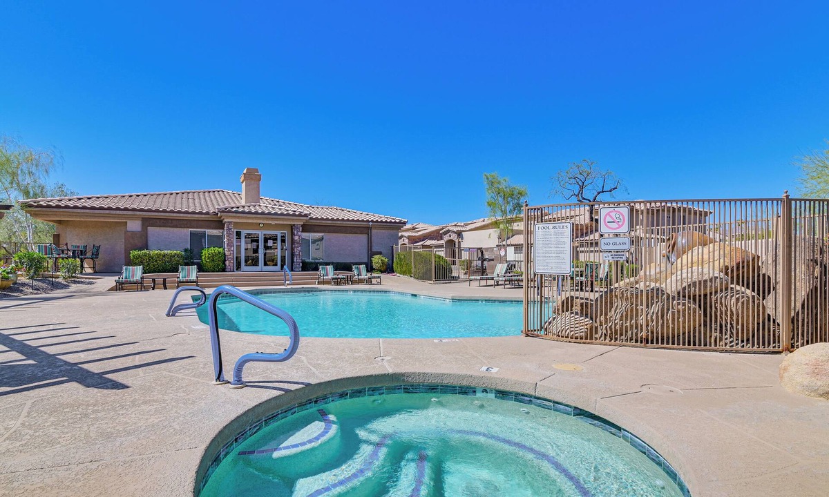 Fountain Hills Condo | Hike & Golf in Fountain Hills! Resort-Style Condo
