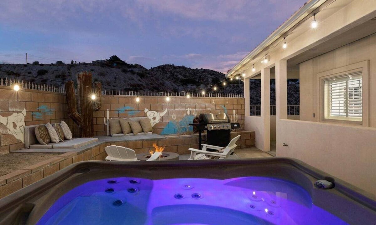 Yucca Valley Cottage | Hilltop Haven Near Joshua Tree National Park