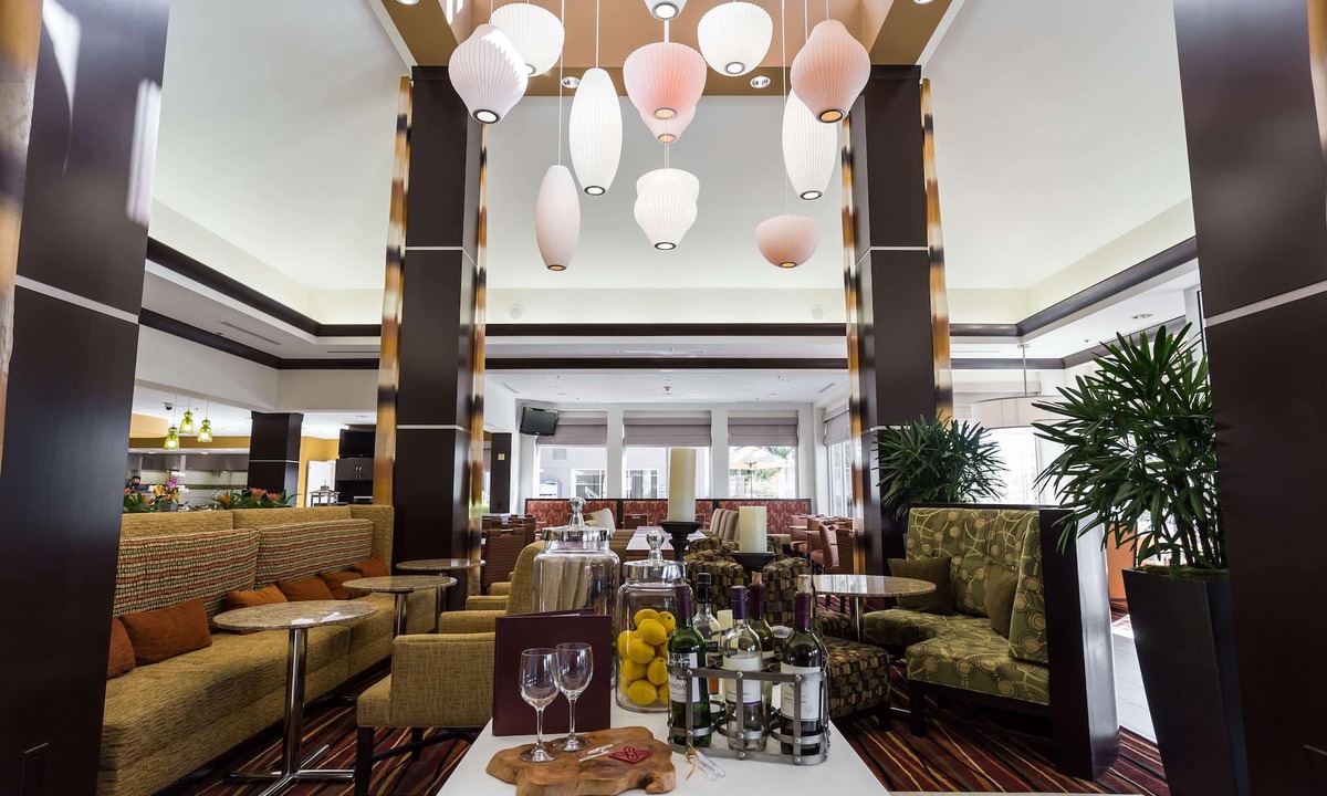 East San Mateo Hotel | Hilton Garden Inn San Mateo