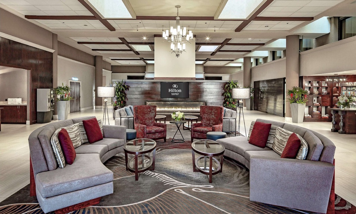Sacramento Hotel | Hilton Sacramento Arden West