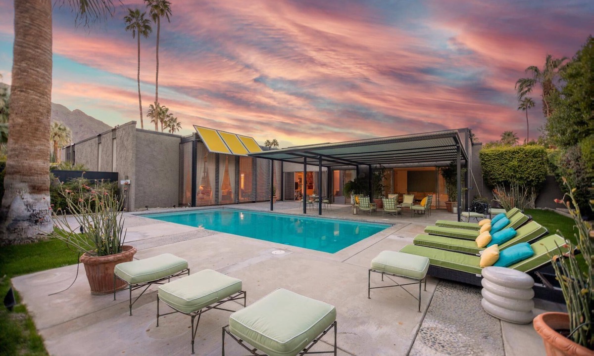 Old Las Palmas House | Home in Las Palmas neighborhood, designed and lived in by Arthur Elrod