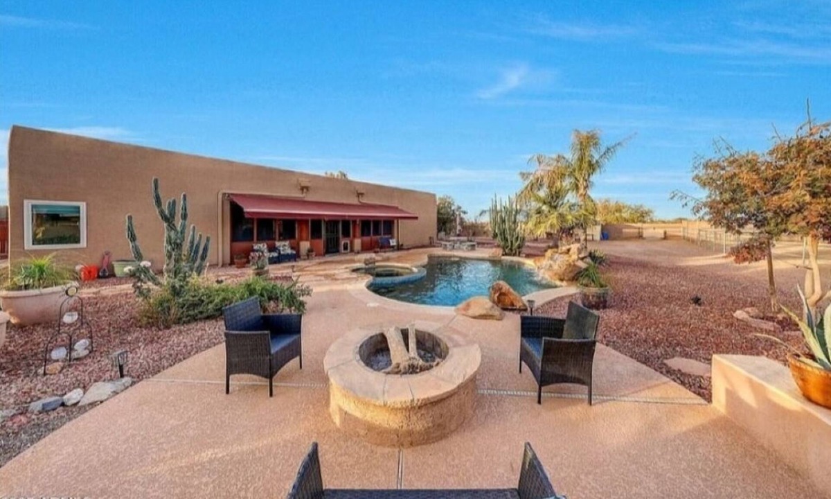 Wittmann House | Horse Property 3-Bed plus office, 2 bath house, pool and spa