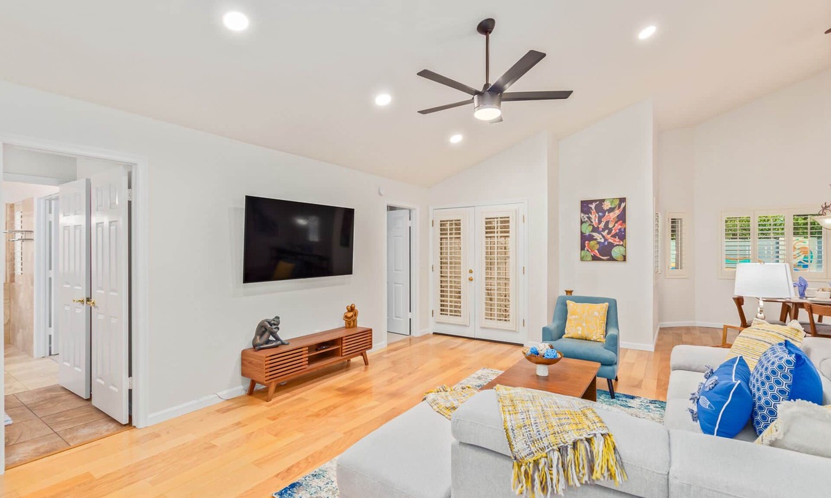 Knoell Scottsdale House | Hot Pool, Hot Tub, Putt-Putt! 2 Sweet King Suites!