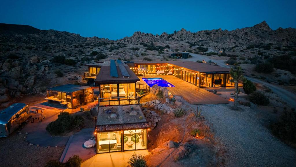 Yucca Valley Villa | Iconic 7,000sf Glass Villa with 2 Pools on 350 Acres