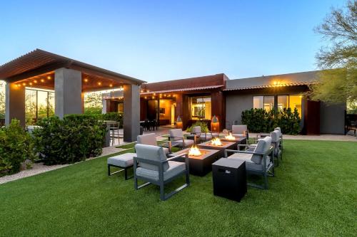 Desert View Village Villa | Indescribable Villa with Outstanding Interior and Exterior in Cave Creek, Arizona