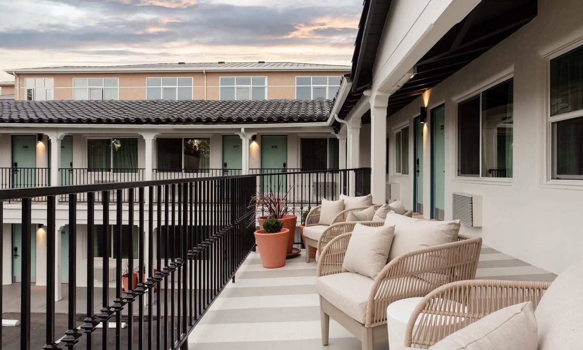 Ventura Apartment | Kasa Palo Alto | Nearby Silicon Valley, Double Beds