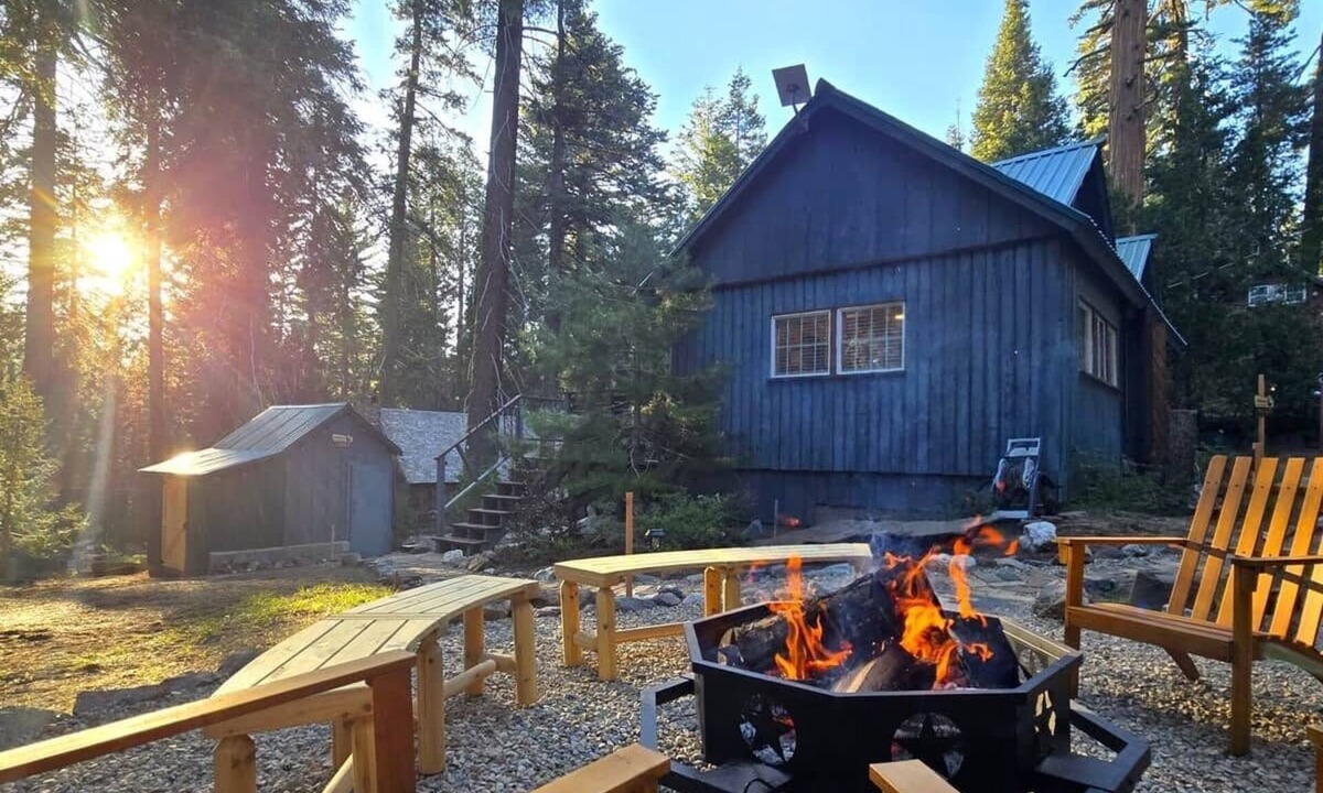 Wilsonia House | Kings Canyon Base Camp