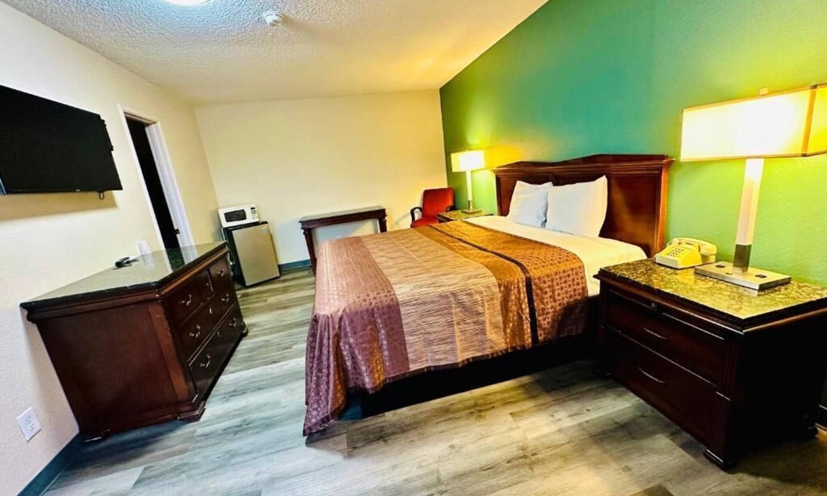 Kingsburg Hotel | Kings Inn Motel