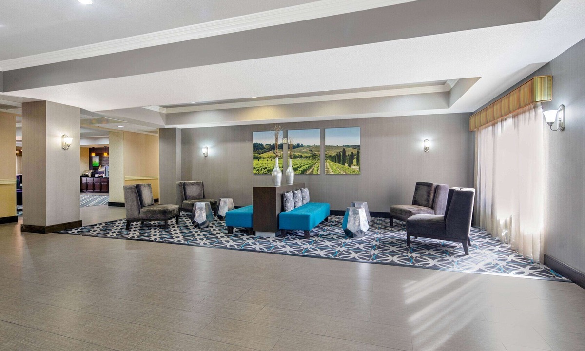 Temecula Hotel | La Quinta Inn & Suites by Wyndham Temecula