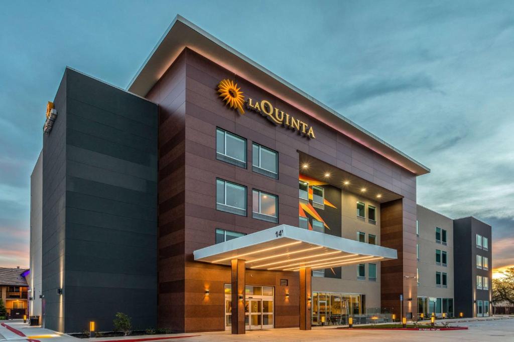 Galt Hotel | La Quinta Inn & Suites by Wyndham Galt Lodi North