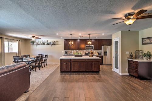 Lake Havasu City House | Lake Havasu Home w/Pool, Near London Bridge!