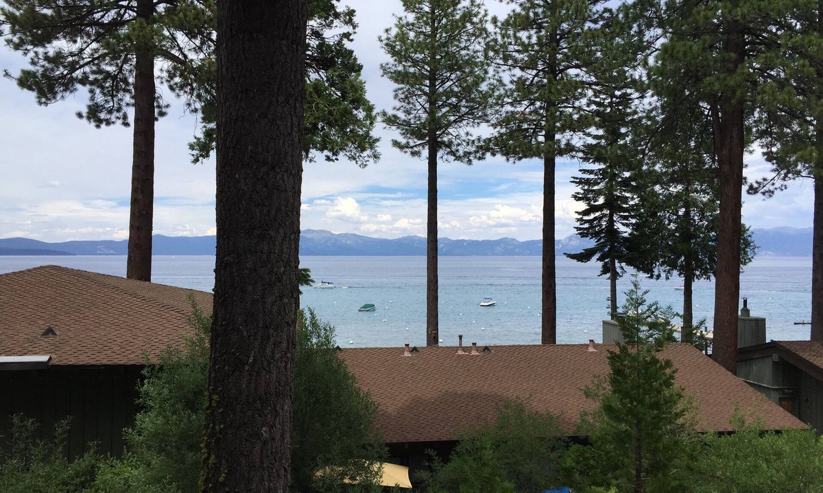 Tahoma Condo | Lake View Cozy Condo