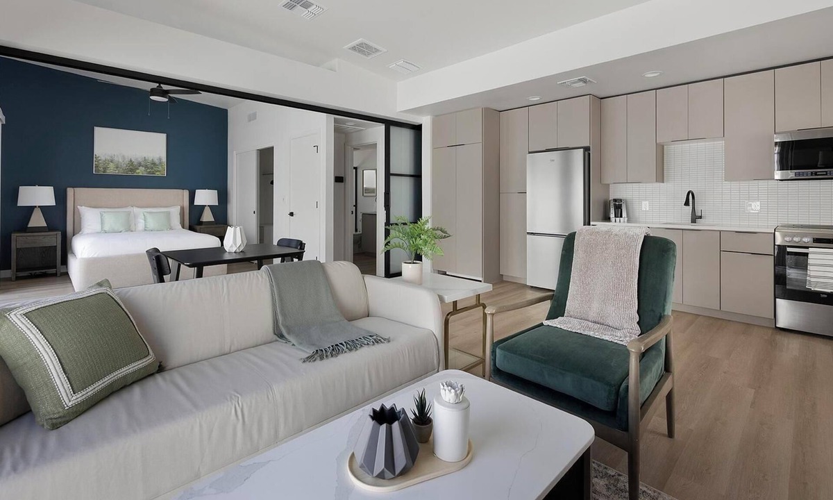 North Mountain Apartment | Landing | Beautiful 1BD, Gym, Clubhouse