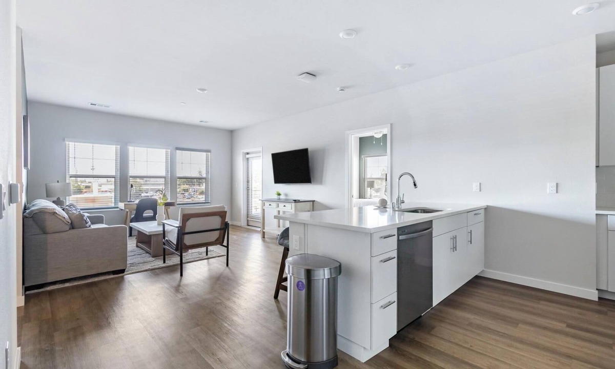 Santa Rosa Apartment | Landing | Incredible 1BD, Gym, Courtyard