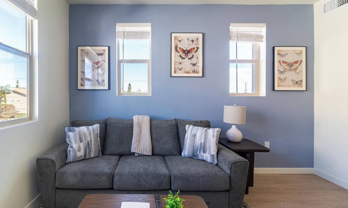 Temecula Apartment | Landing | Spectacular 1BD, Game Room, Gym