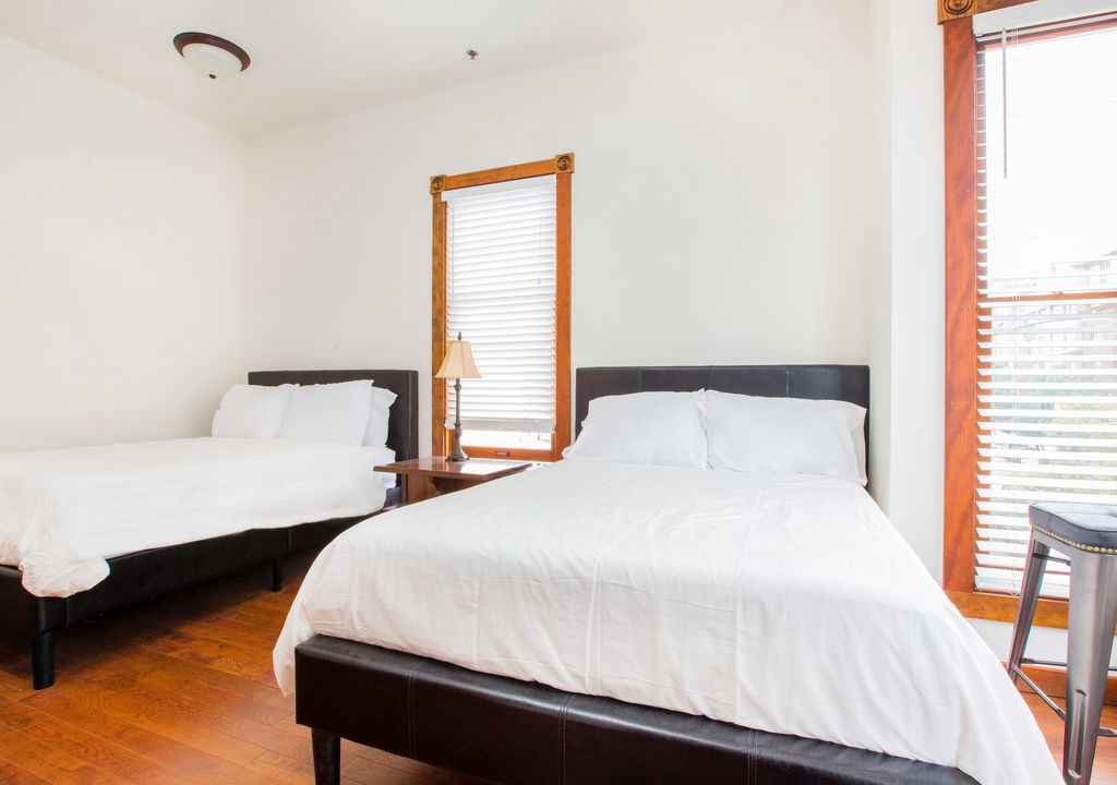 Downtown San Diego House | Little Italy House ★Best Deal★ 10BR Sleeps 30!!