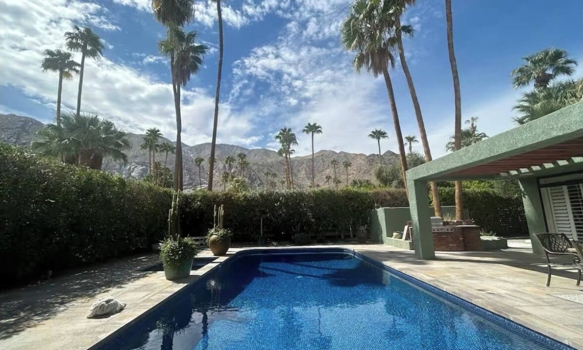 Old Las Palmas House | Located in the iconic Old Las Palmas neighborhood of Palm Springs.