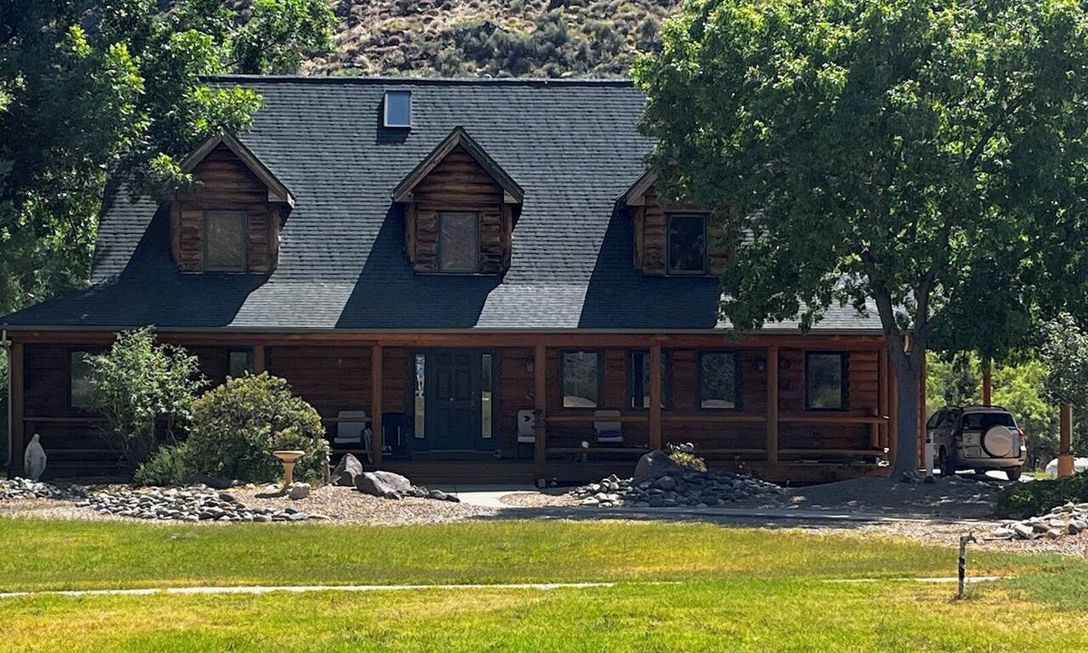 Kirkland Cabin | Log Cabin in Kirkland, Arizona
