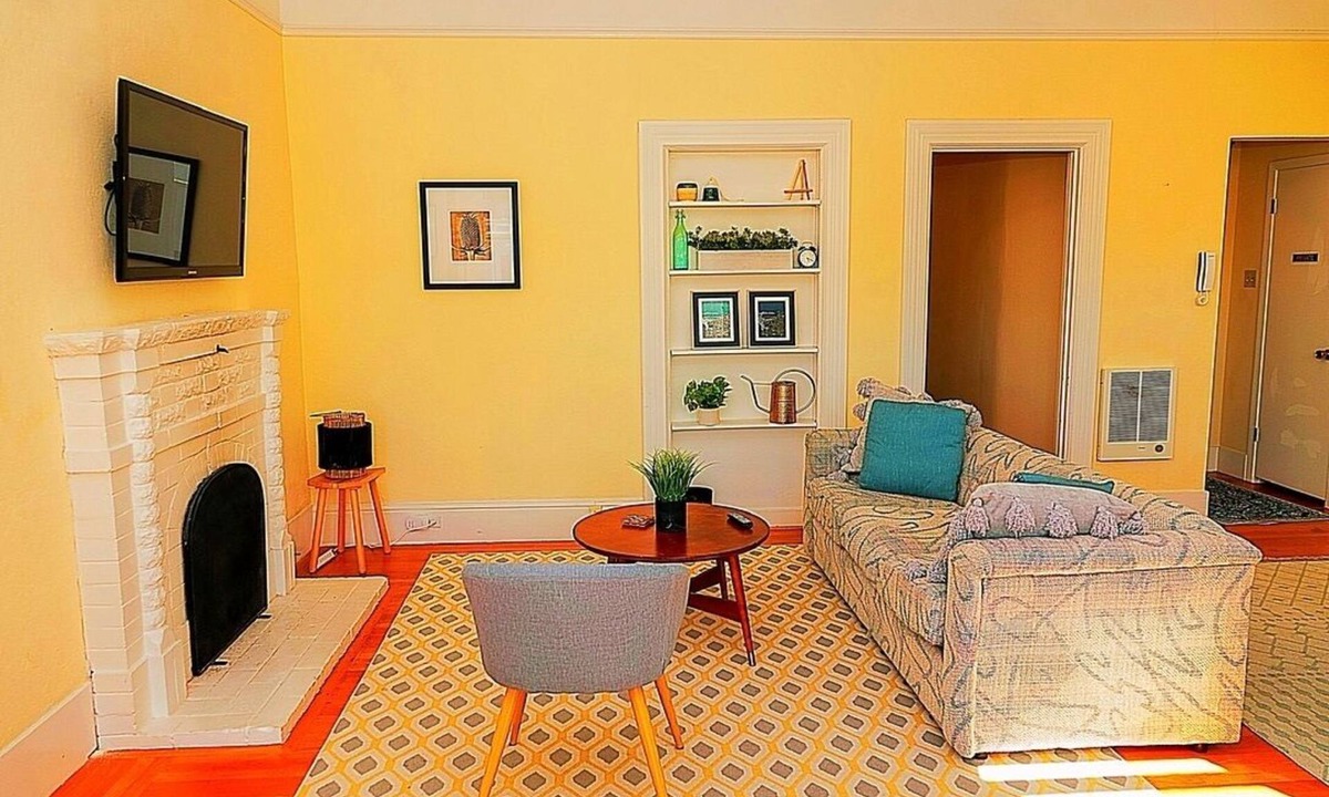 Pacific Heights Apartment | Lovely 2-Bedroom rental unit in Pacific Heights