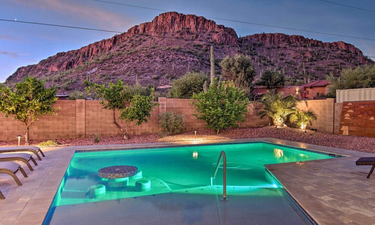 Phoenix House | Luxe Phoenix Home: Desert Butte View & Pool
