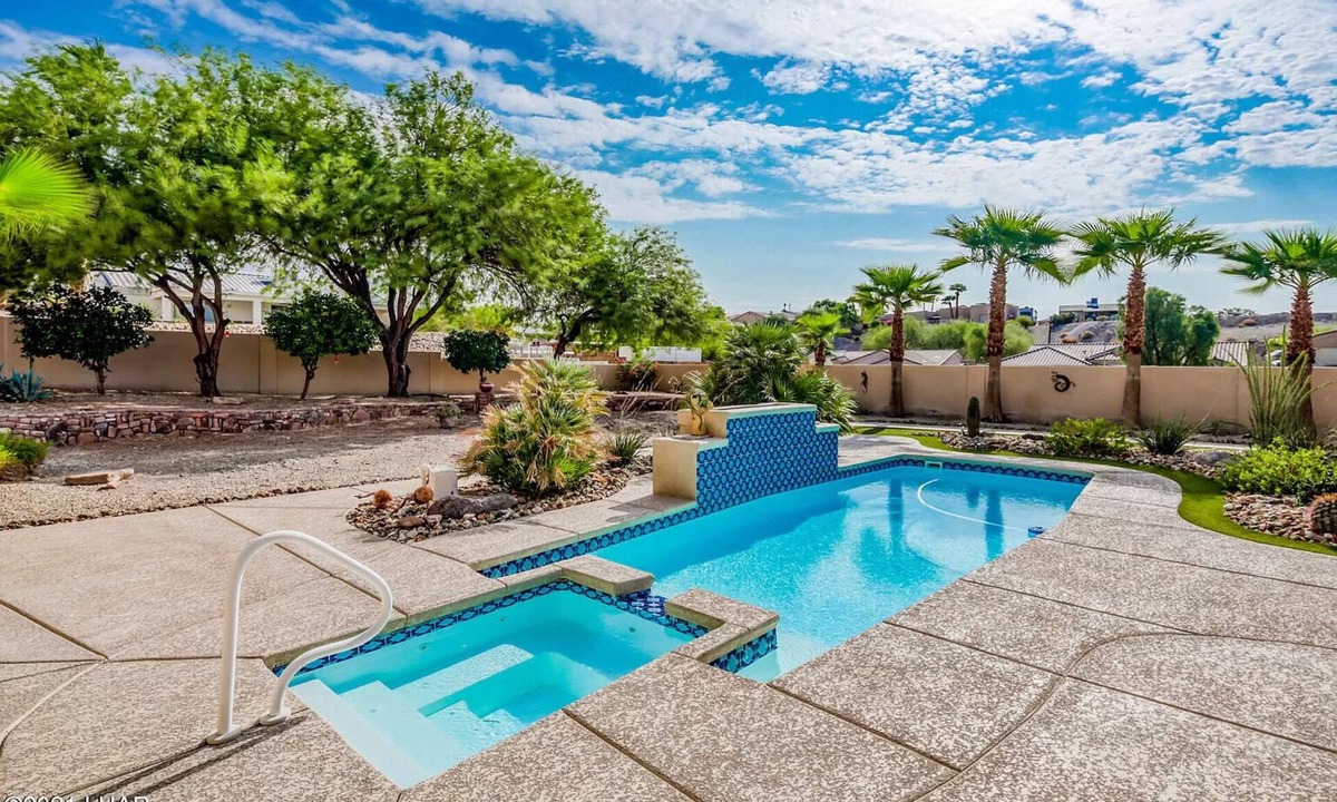 Lake Havasu City House | Luxurious 3 bedroom home with pool, spa, game room
